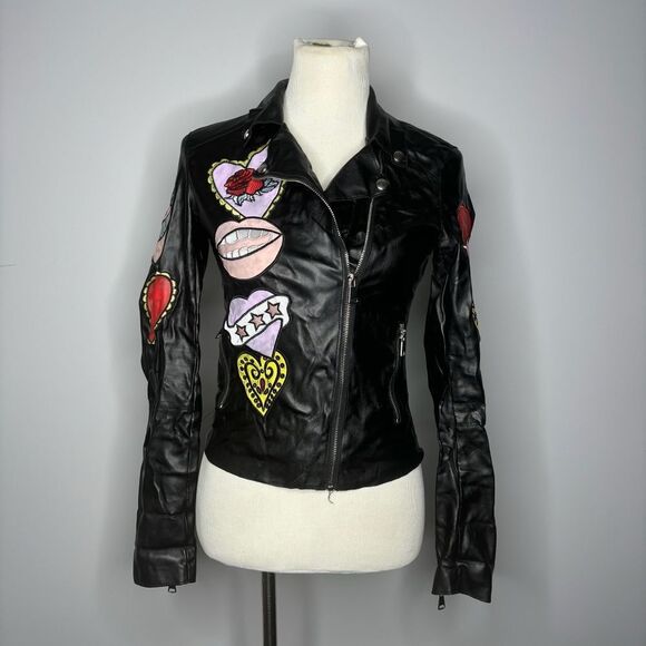 Glamorous- Black Graphic Jacket - Picture 1 of 4
